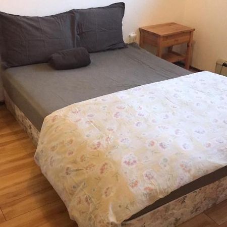 Vancouver Backpacker House Burnaby Extérieur photo